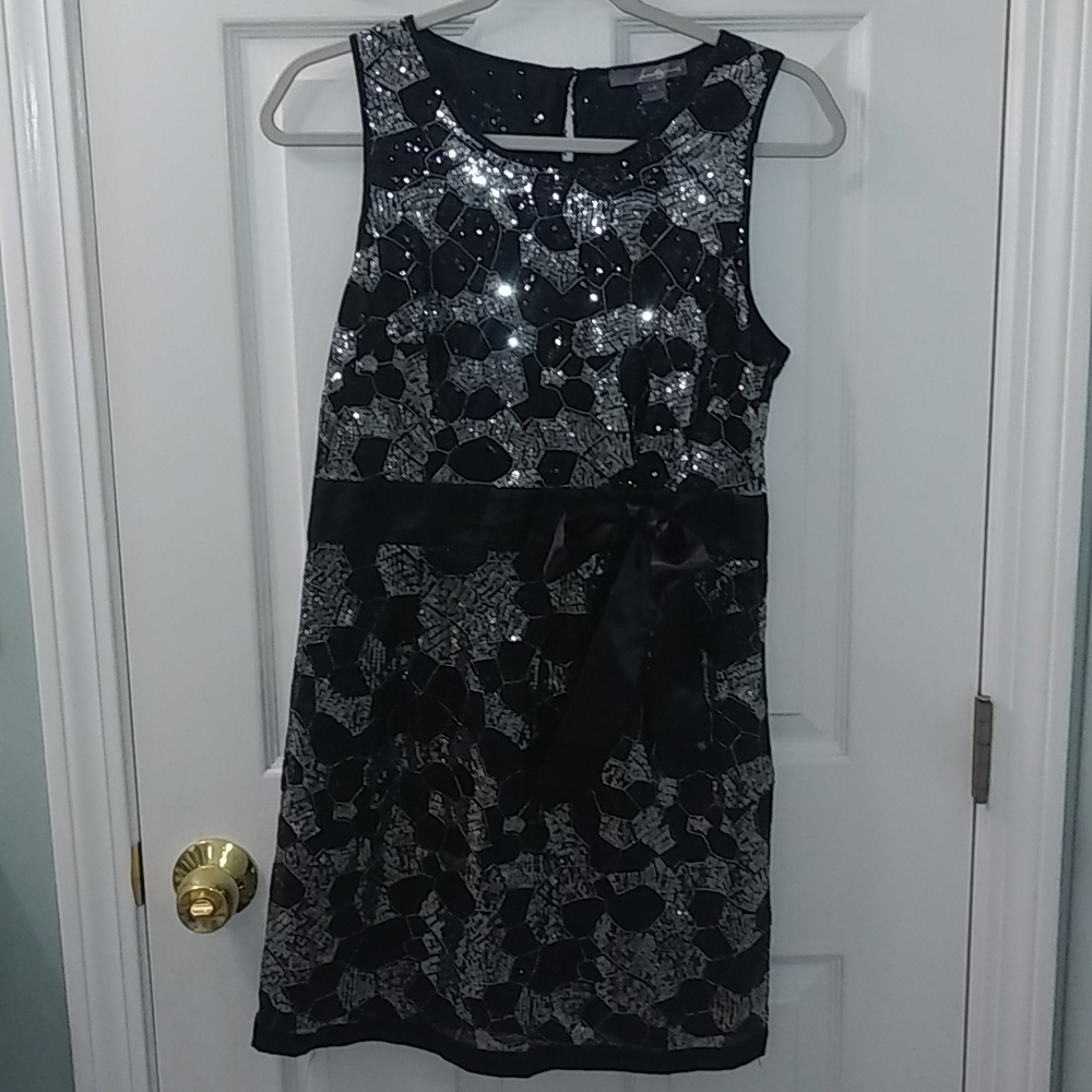 Size L black and silver twenty one dress